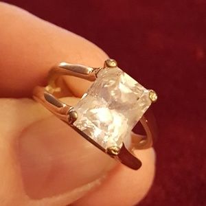 18 KT GOLD HGE DIAMOND SOLITAIRE WEDDING BAND SZ 7